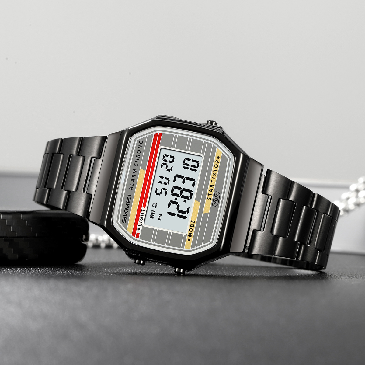 SKMEI 2514 Man Digital Watch Stainless Steel Band Water Proof Calender Watch Manufacturer