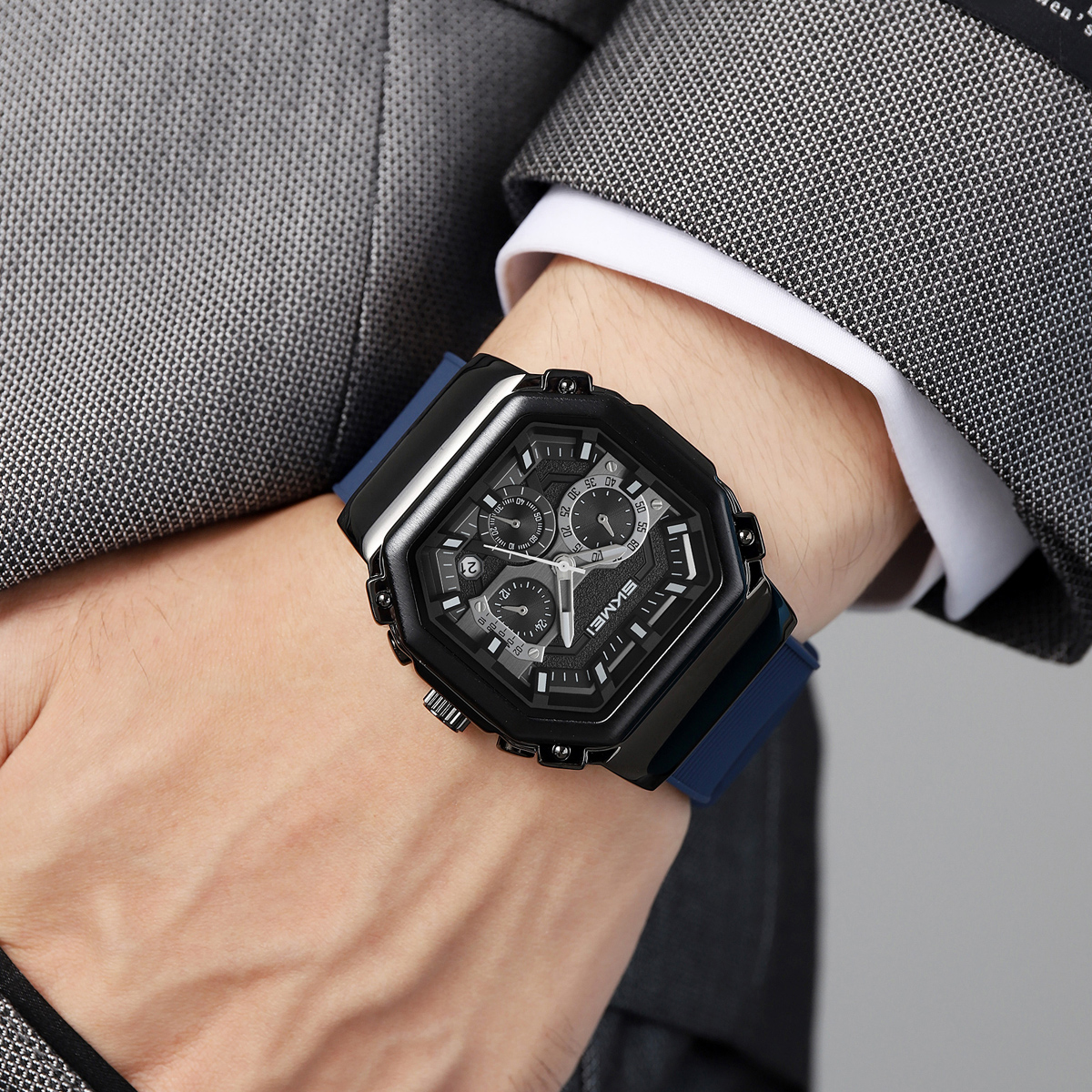 SKMEI 2518 Leather Silicone Strap Shock Outdoor Sport Analog Men Quartz Watch