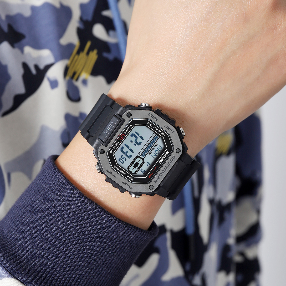 SKMEI 2522 Multifunctional Digital Sports Watch