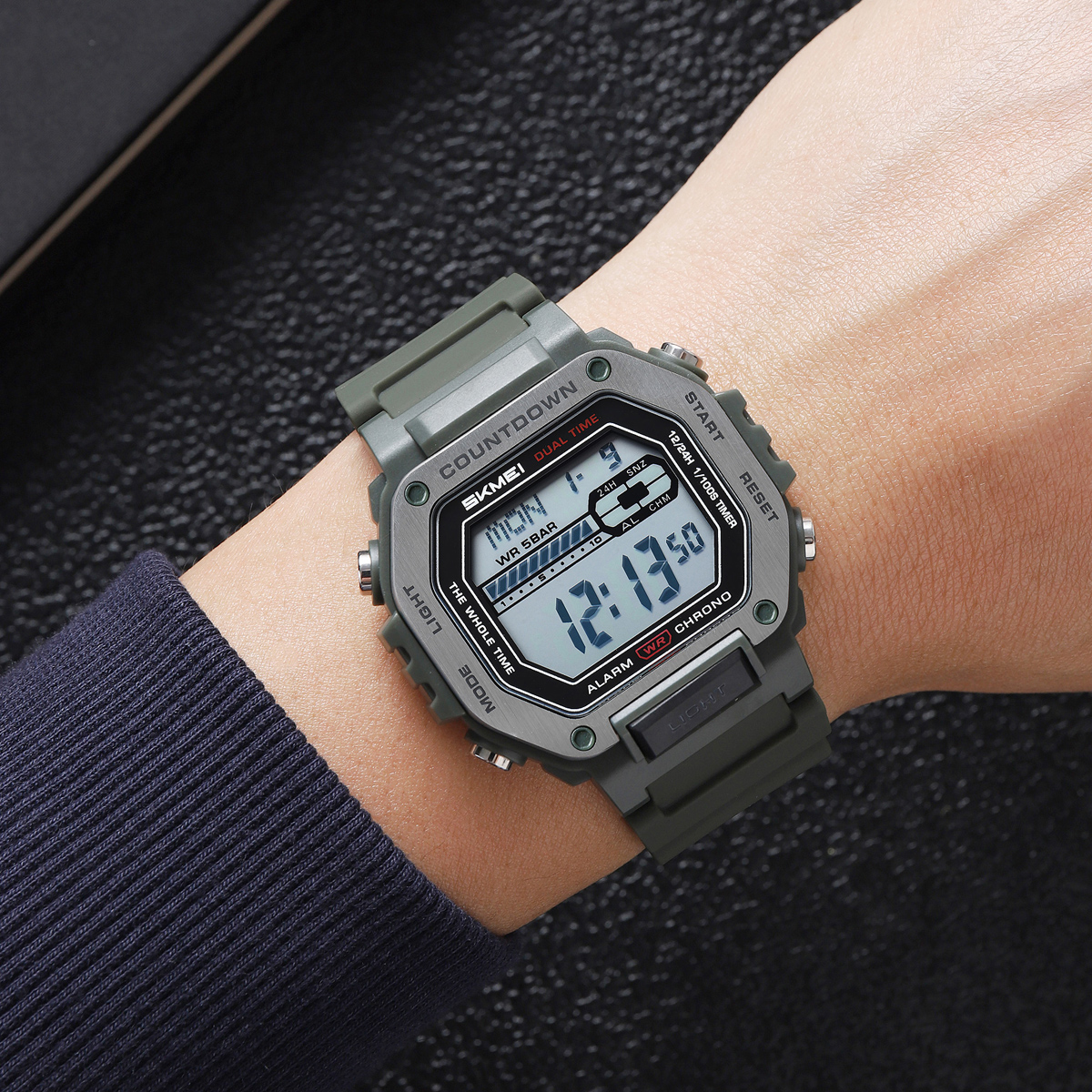 SKMEI 2522 Multifunctional Digital Sports Watch