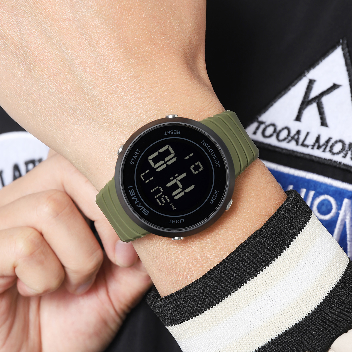 SKMEI 2529 New Electronic watch