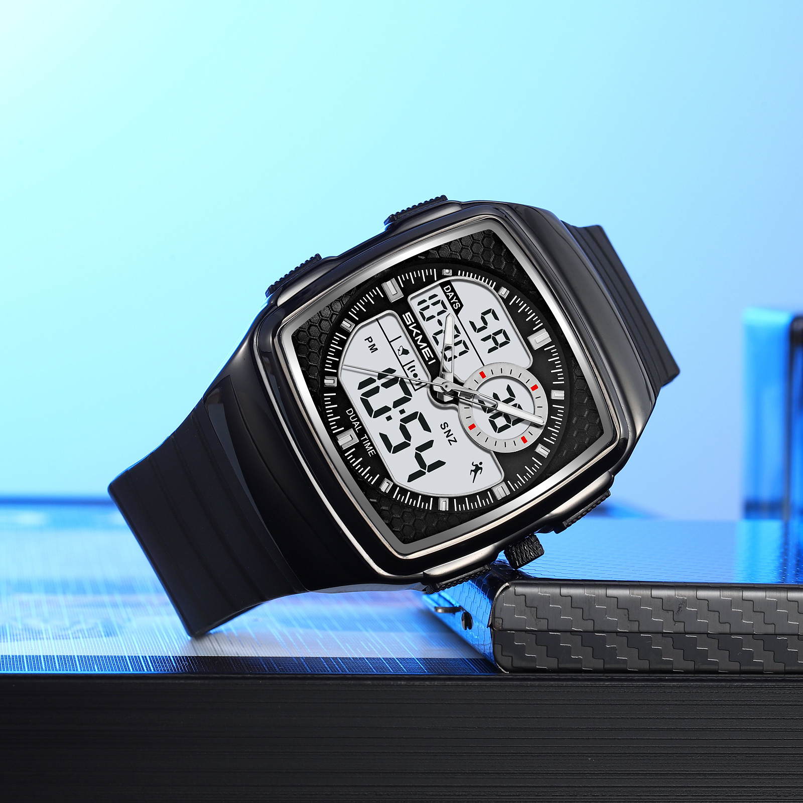 SKMEI 2530 Outdoor Analog Sports Square Men's Electronic Square Dial Watch