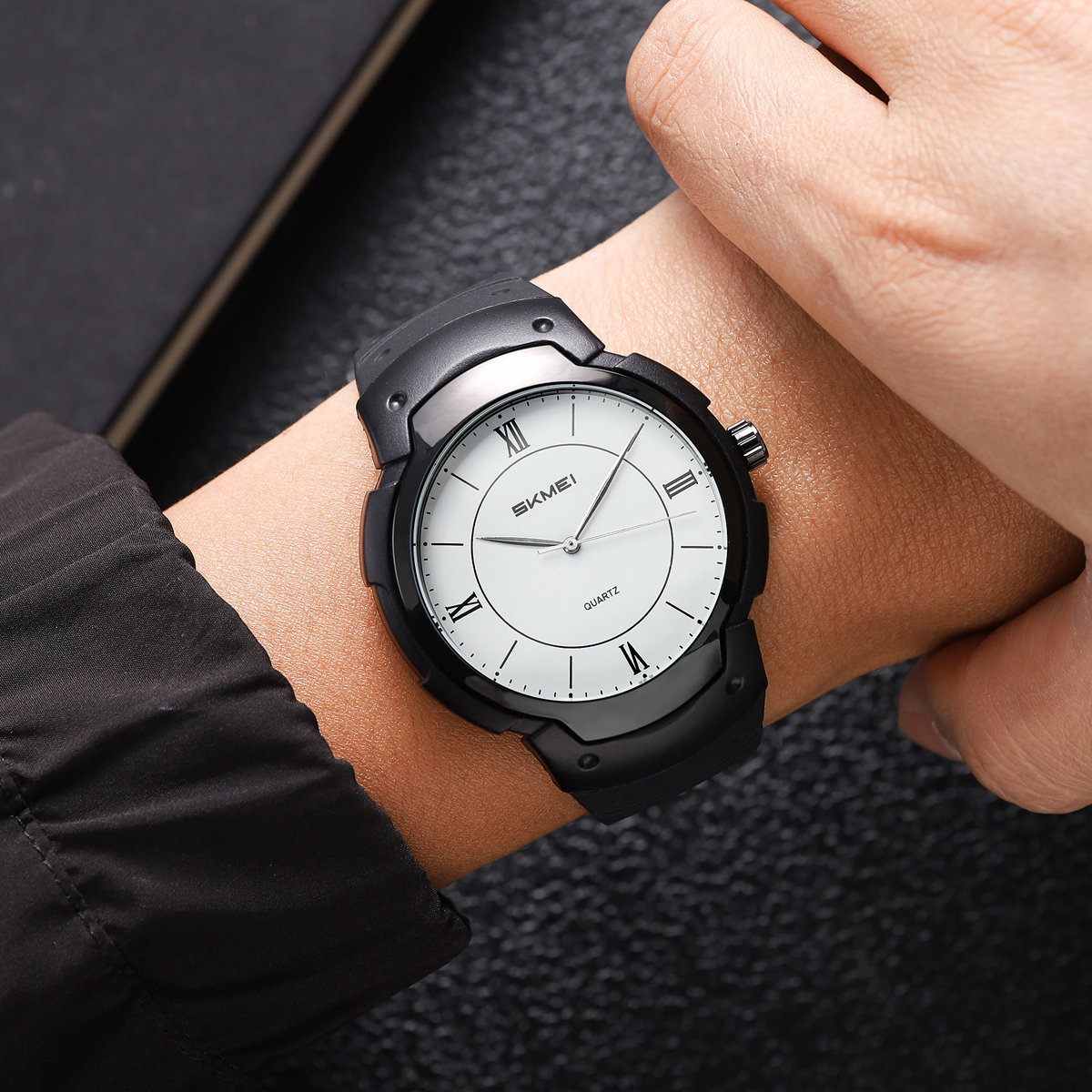 SKMEI 2532 SPORTS QUARTZ WATCHES