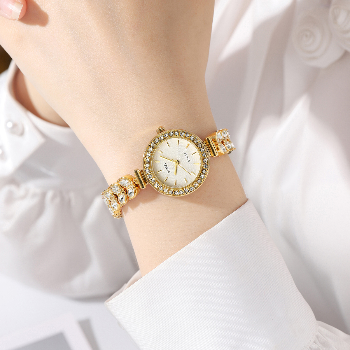 Skmei 2547 Elegant Bright Metal Lady Wrist Watch China Factory Wholesale Supply