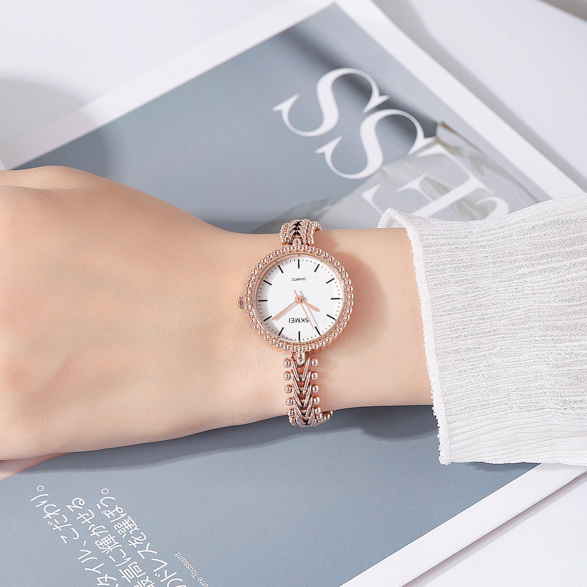 Skmei 2548 Elegant Stylish Fashion Lady Small Size Copper Strap Alloy Case Watches