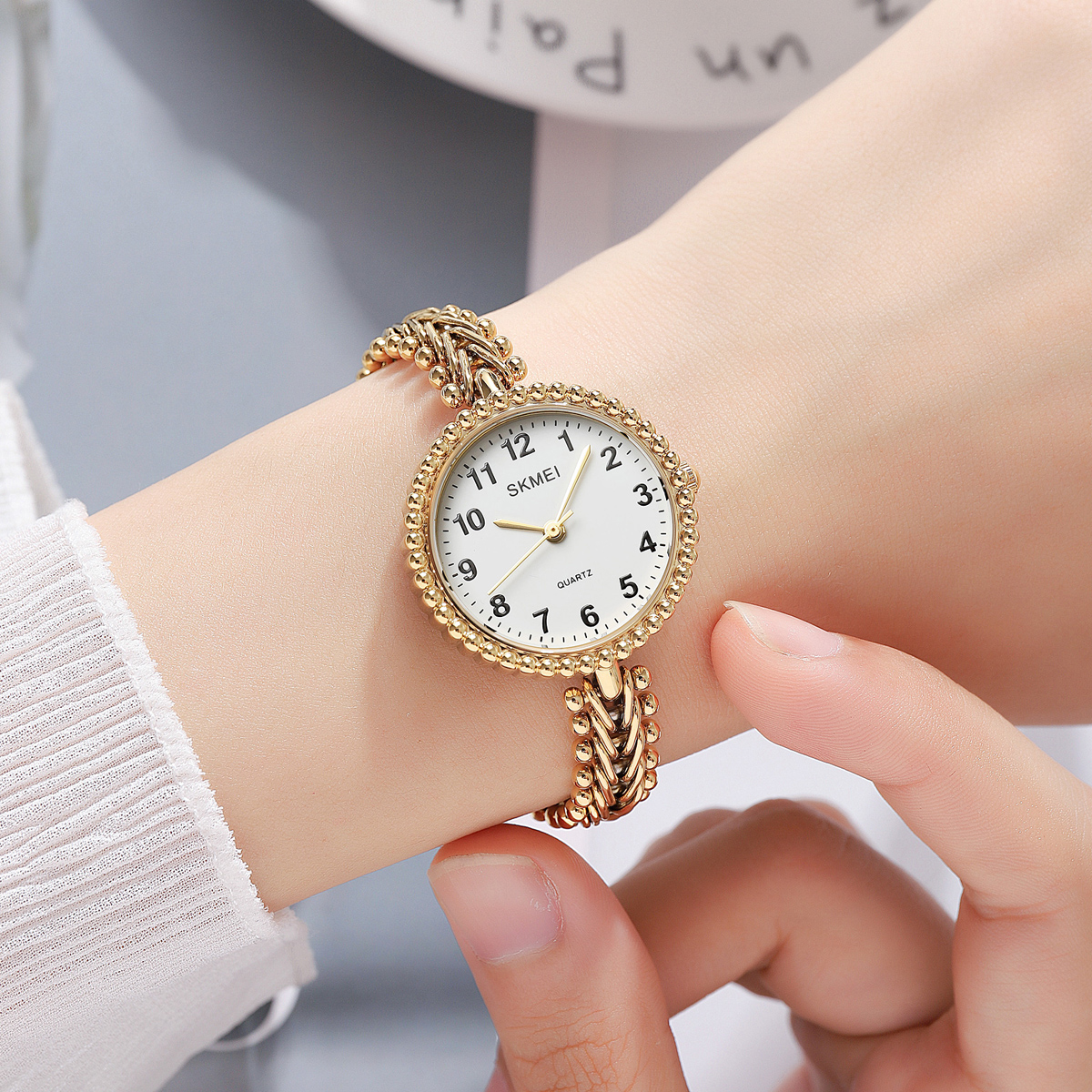 Skmei 2548 Elegant Stylish Fashion Lady Small Size Copper Strap Alloy Case Watches