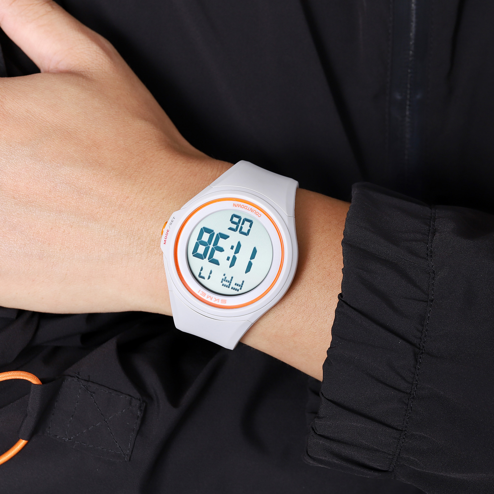 SKMEI 2560 DIGITAL WATCHES