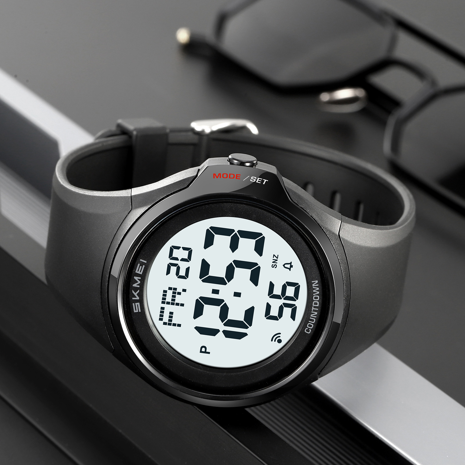 SKMEI 2560 DIGITAL WATCHES