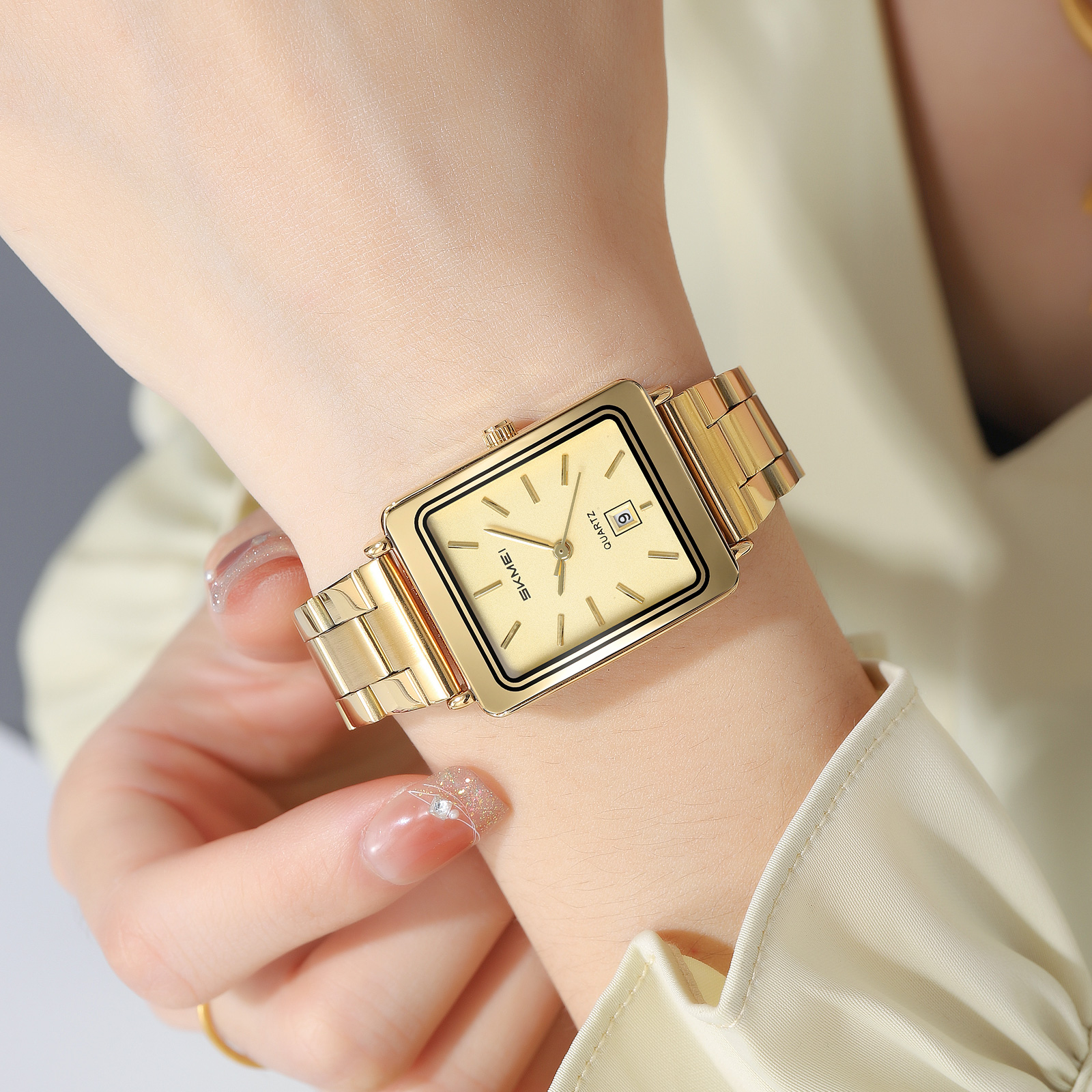 SKMEI 2566 QUARTZ WATCH FOR WOMEN