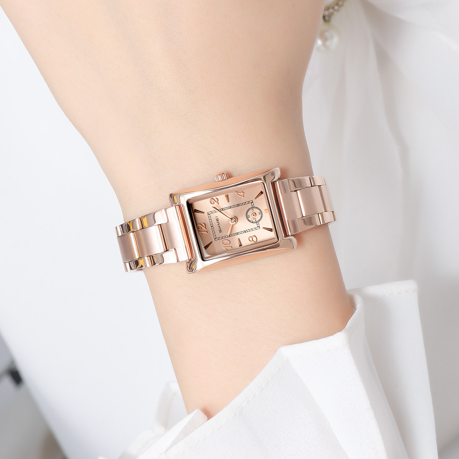 SKMEI 2570 WOMEN STEEL WATCH