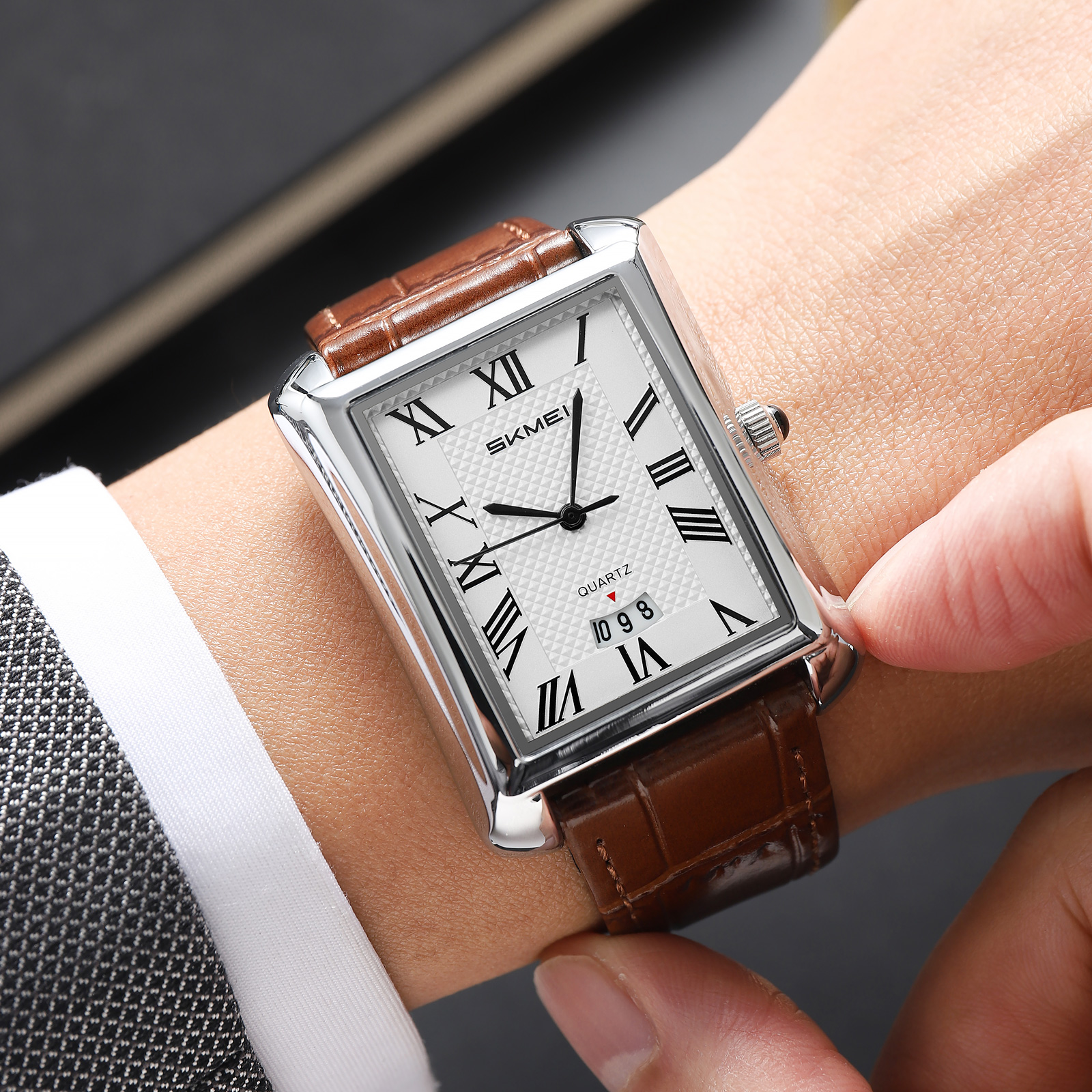 SKMEI 2575 MEN rectangular quartz Watch