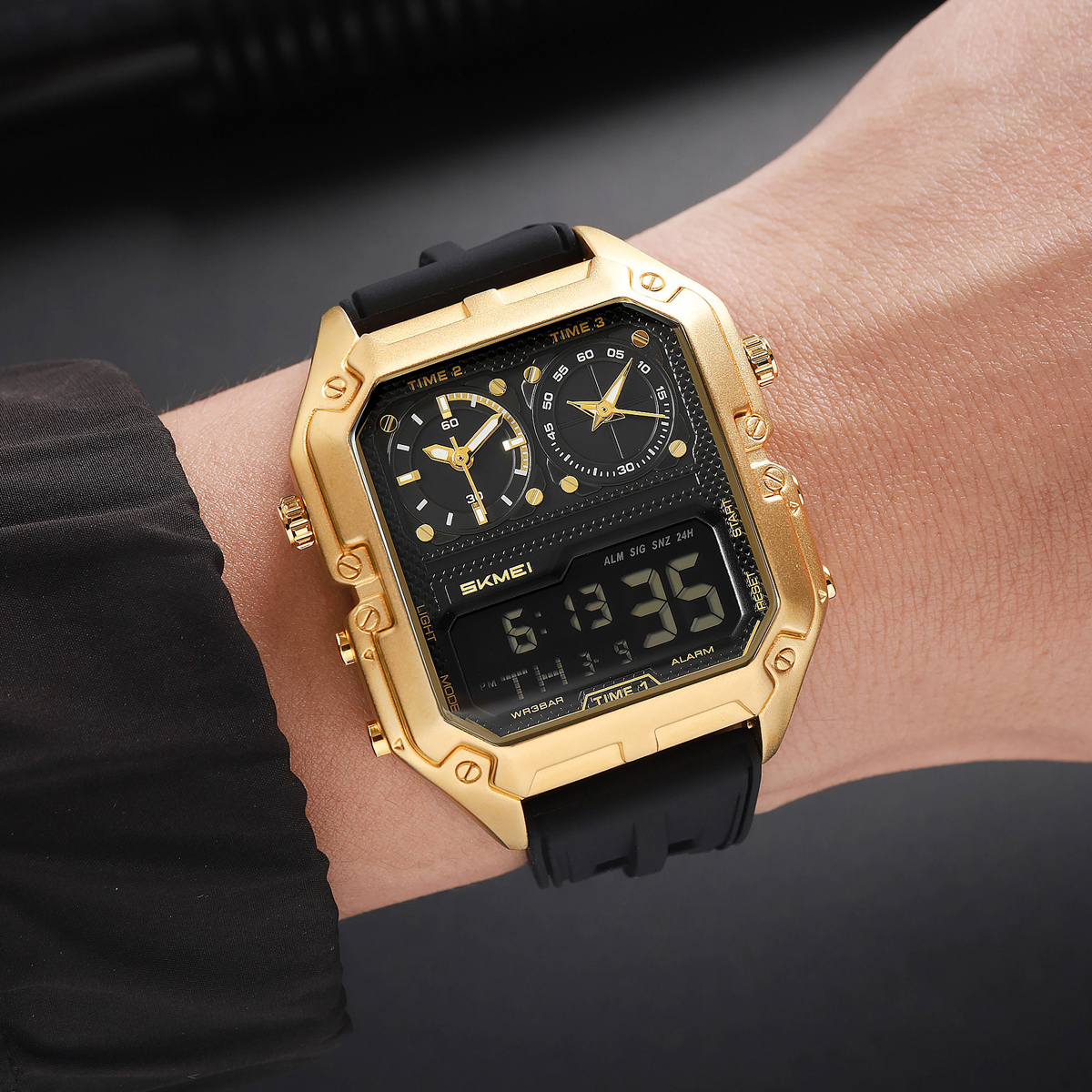 2580 SKMEI Military Style Mens Sports Watch
