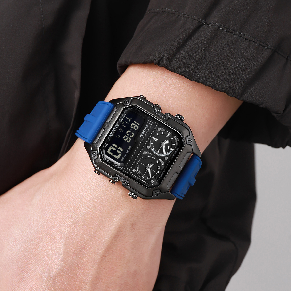 2580 SKMEI Military Style Mens Sports Watch