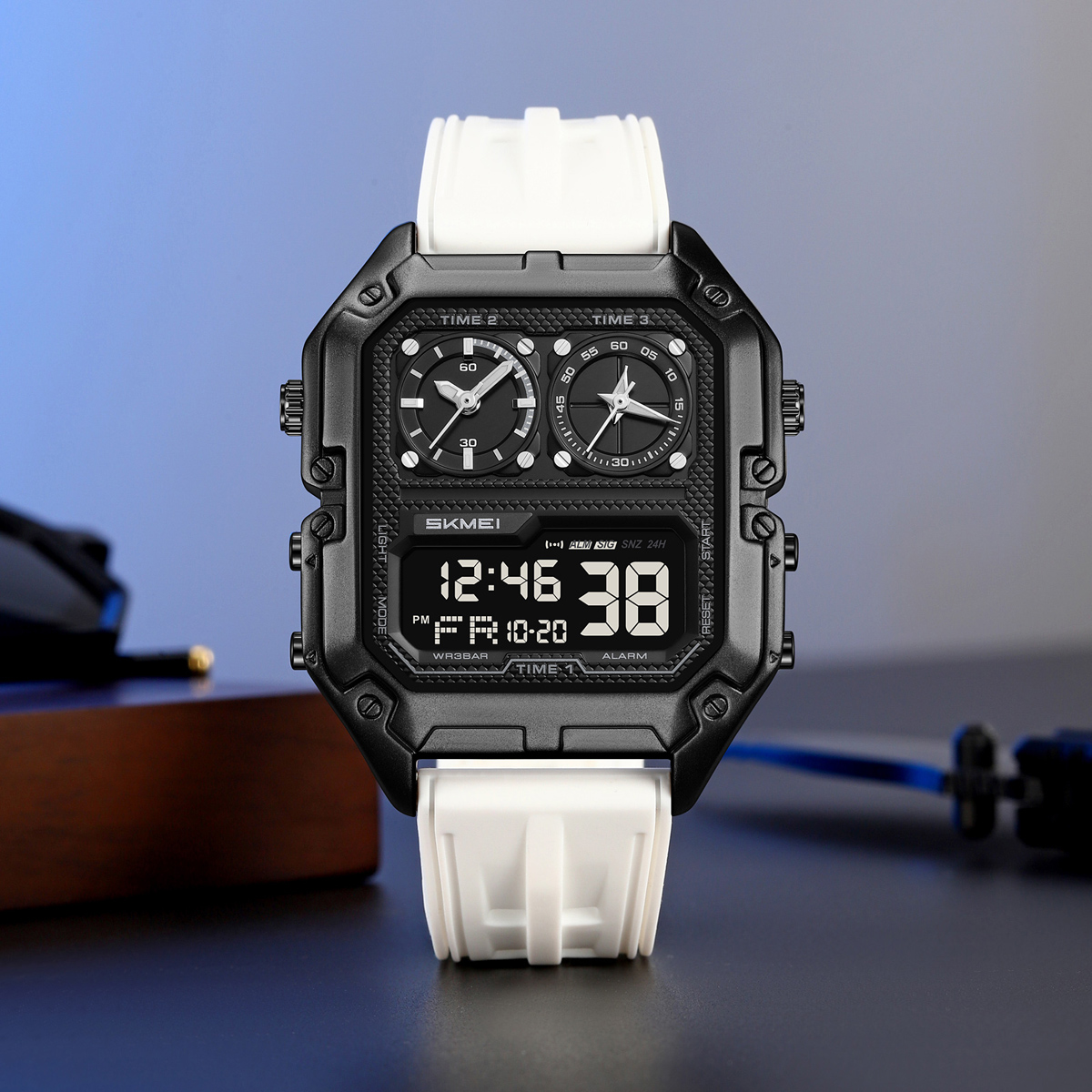 2580 SKMEI Military Style Mens Sports Watch