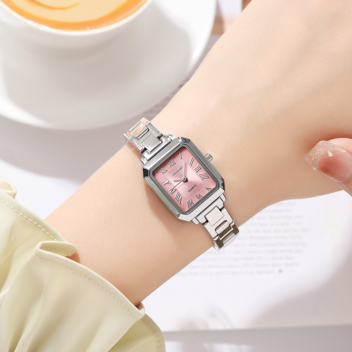 SKMEI 2582 STEEL LADY WATCH