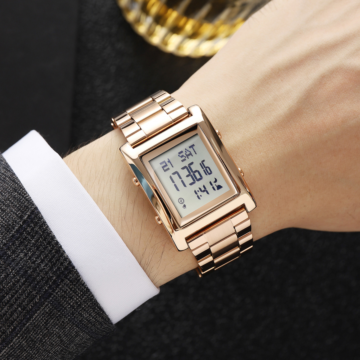 SKMEI 2591  Qibla Reminder Muslim Azan watch Supports Mobile Phone Connection