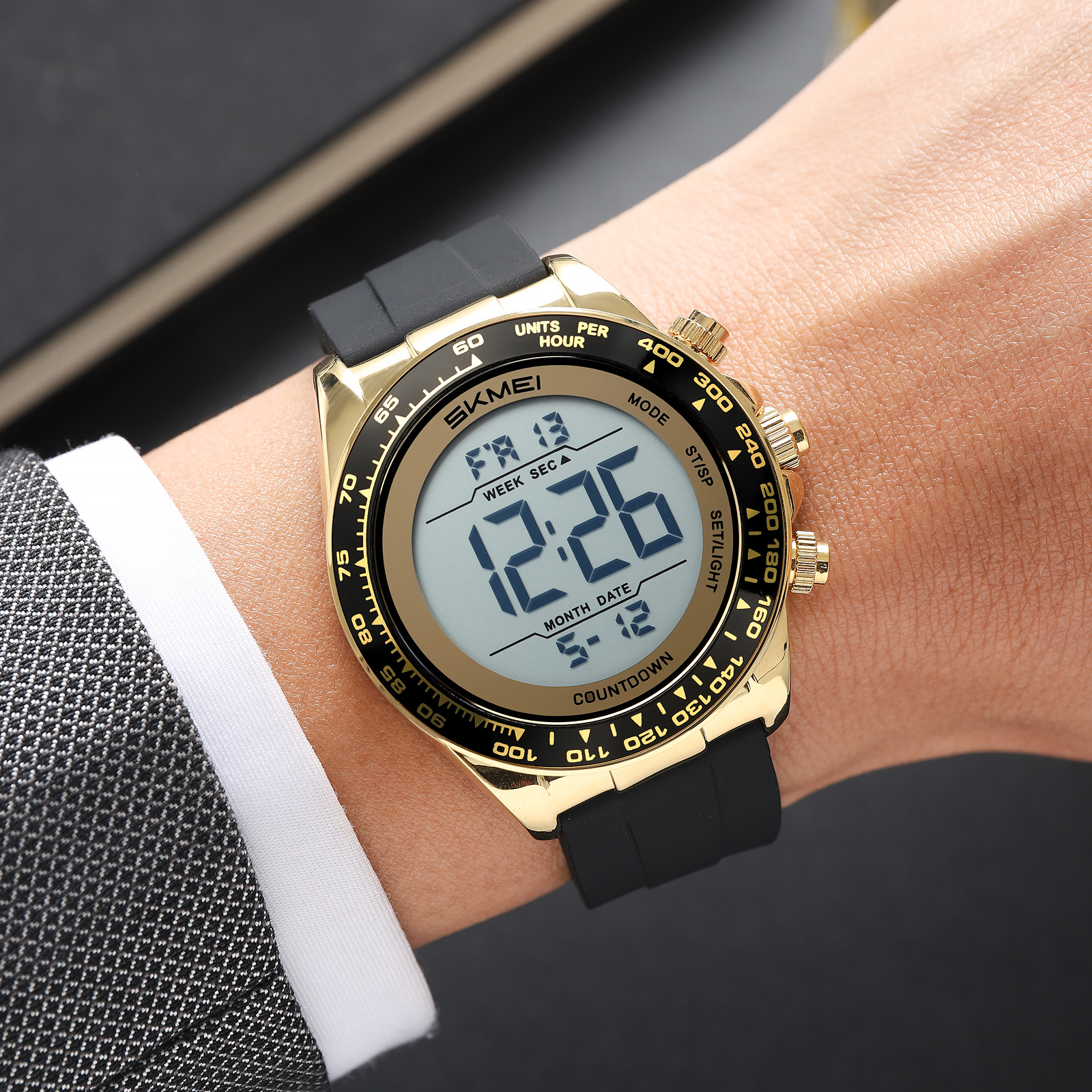 SKMEI Model 2592 Sporty Chronograph Digital Watches