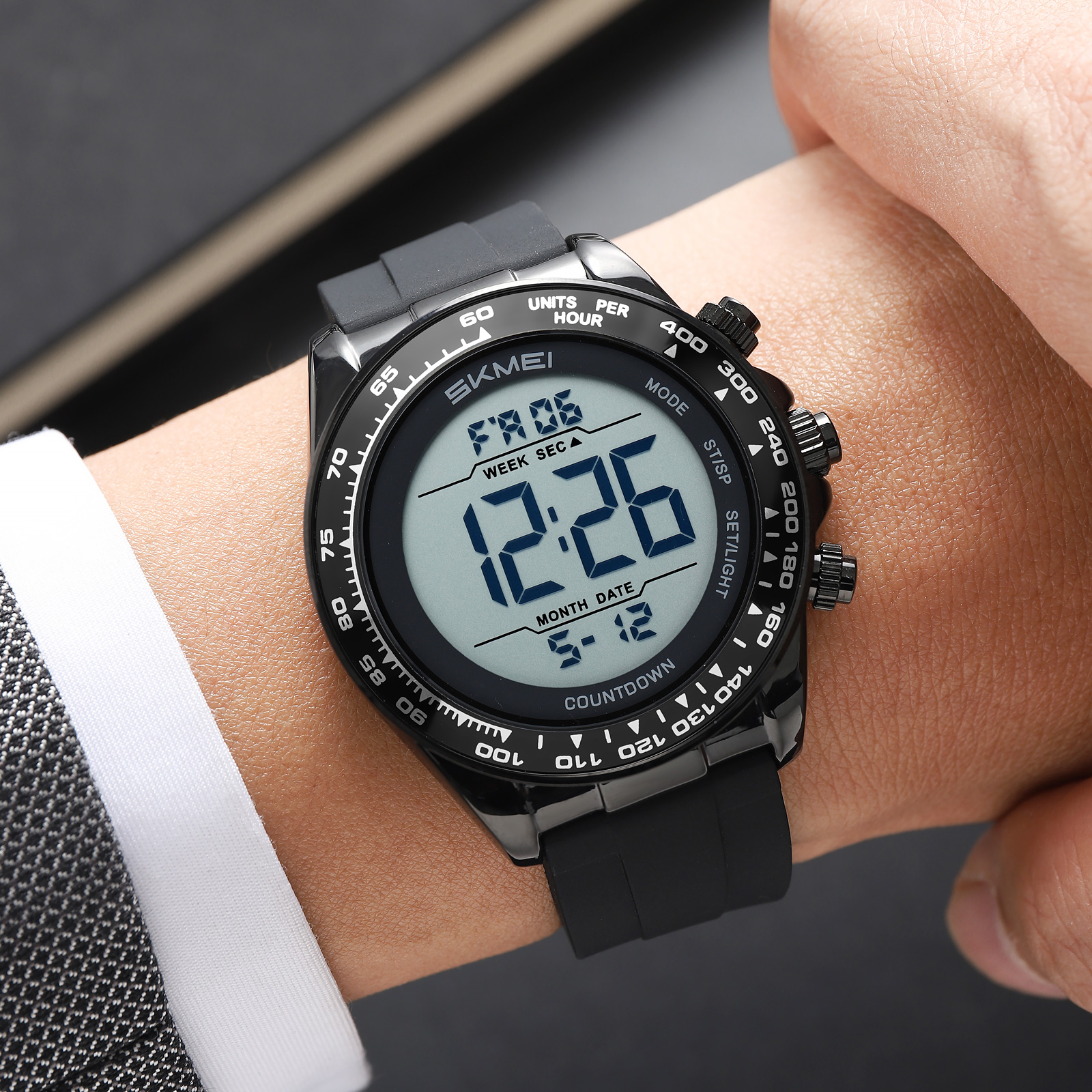 SKMEI Model 2592 Sporty Chronograph Digital Watches