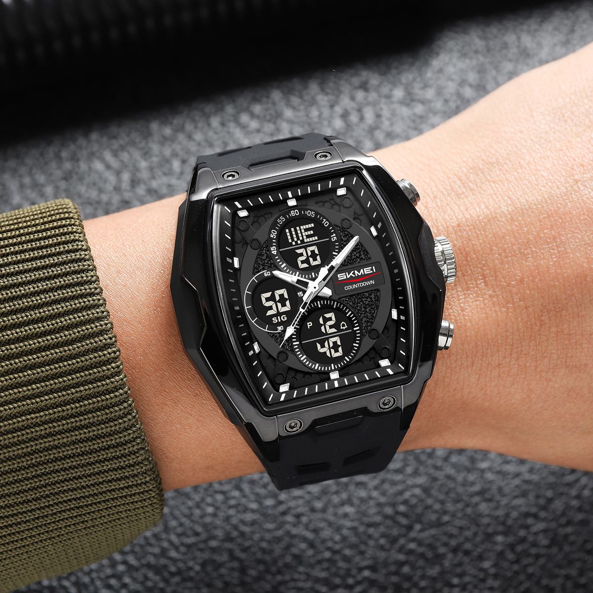 SKMEI 2601 NEW FASHION WATCH