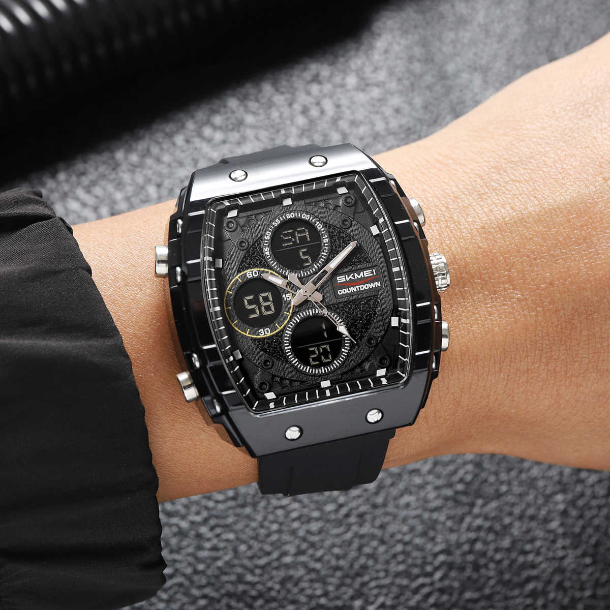 SKMEI 2602 NEW SPORTS WATCH