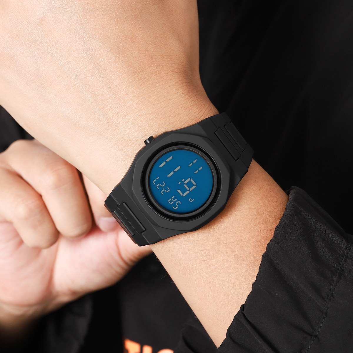 SKMEI 2613 NEW DIGITAL WATCH