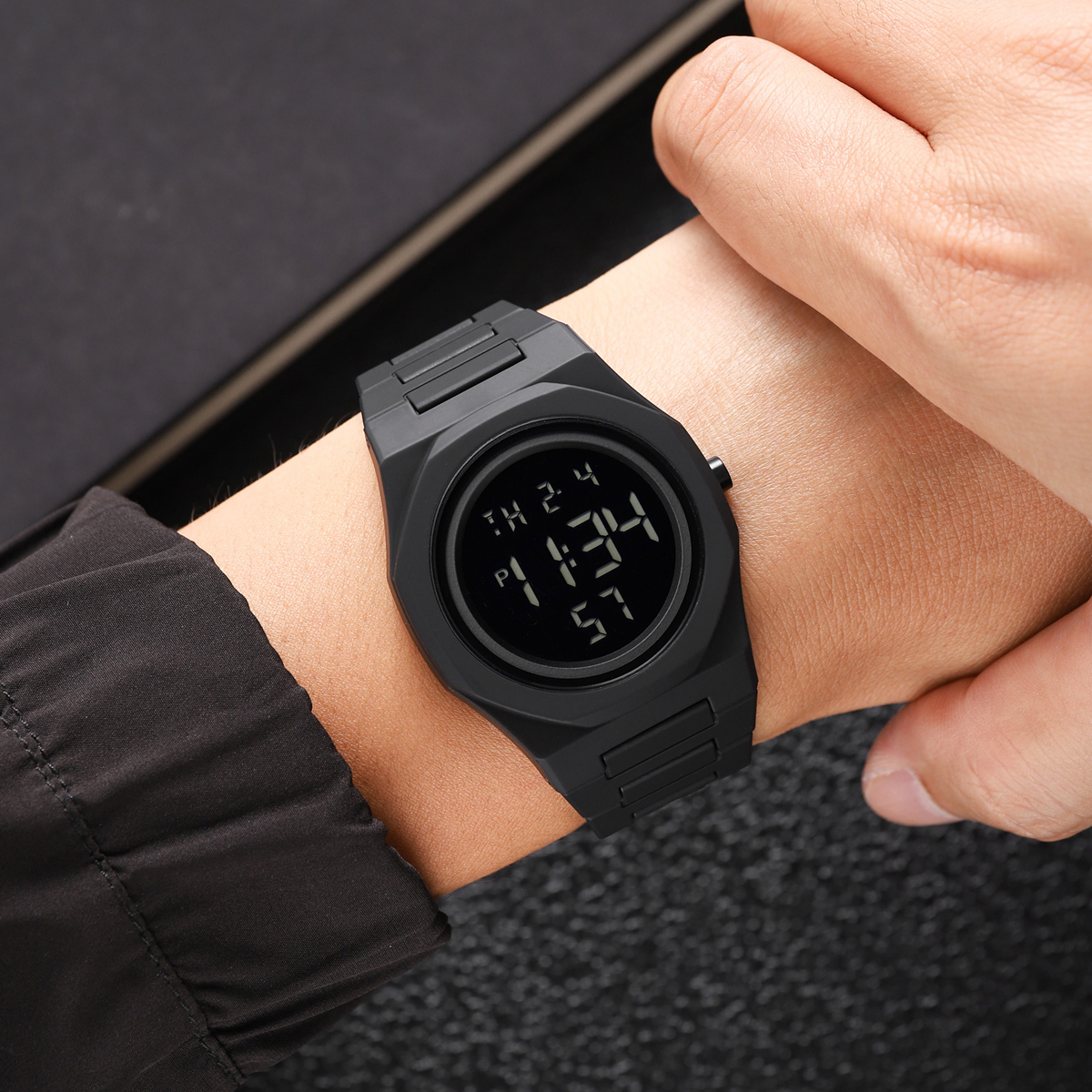 SKMEI 2613 NEW DIGITAL WATCH