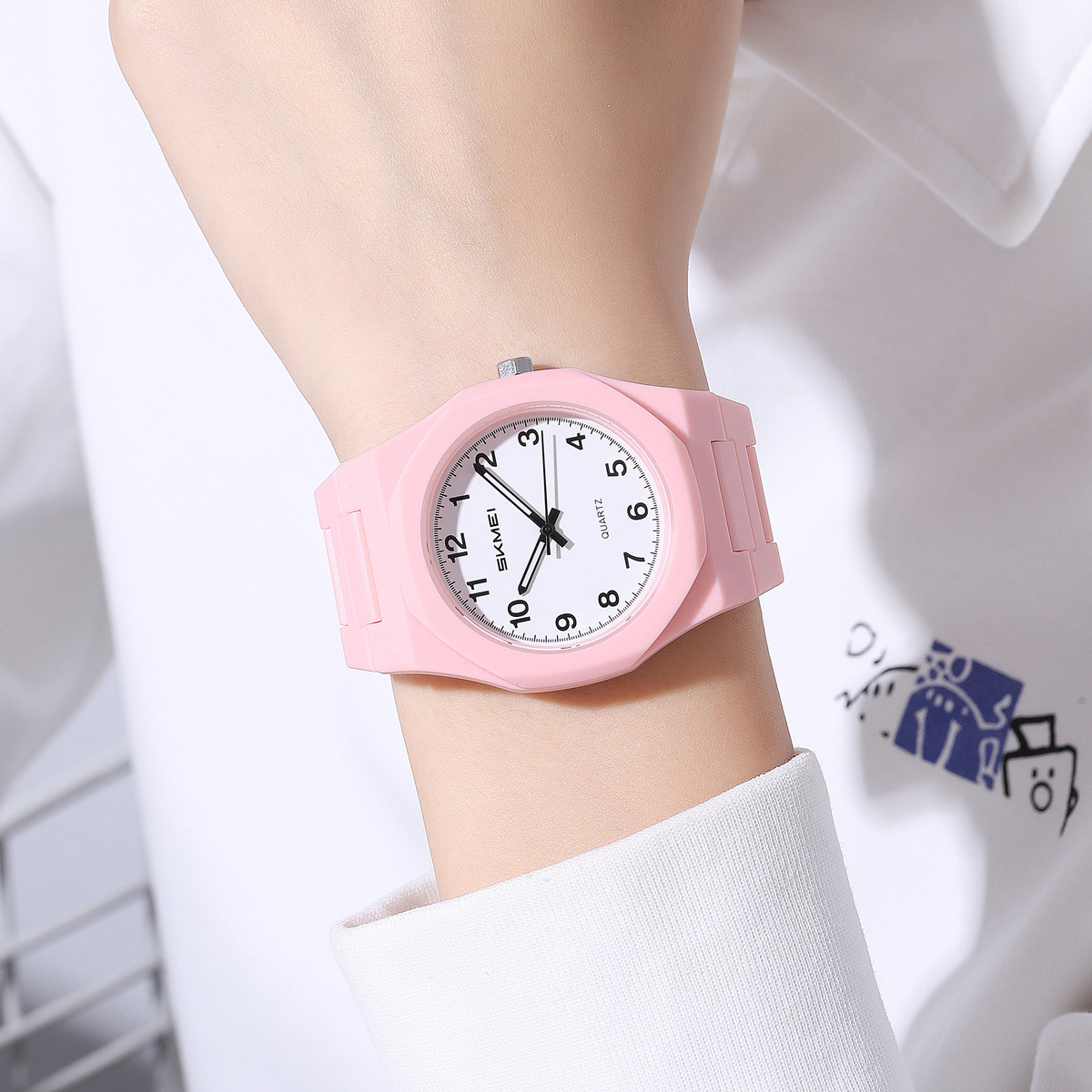 SKMEI 2615 Eastern Arabic numerals Dial Quartz Watch