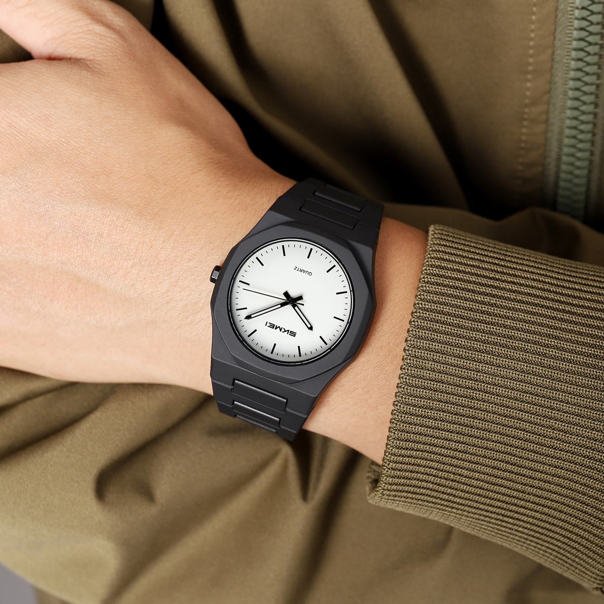 SKMEI 2615 Eastern Arabic numerals Dial Quartz Watch