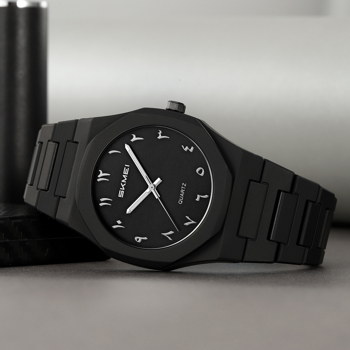 SKMEI 2615 Eastern Arabic numerals Dial Quartz Watch