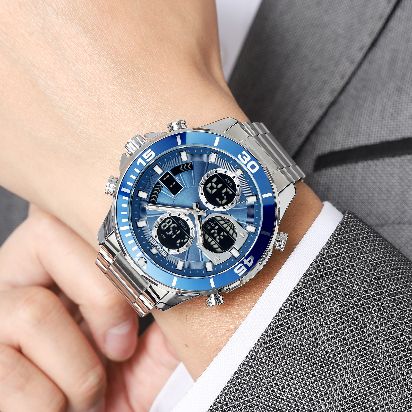 SKMEI Model 2621 Bold Chronograph Analog-Digital Sports Watches