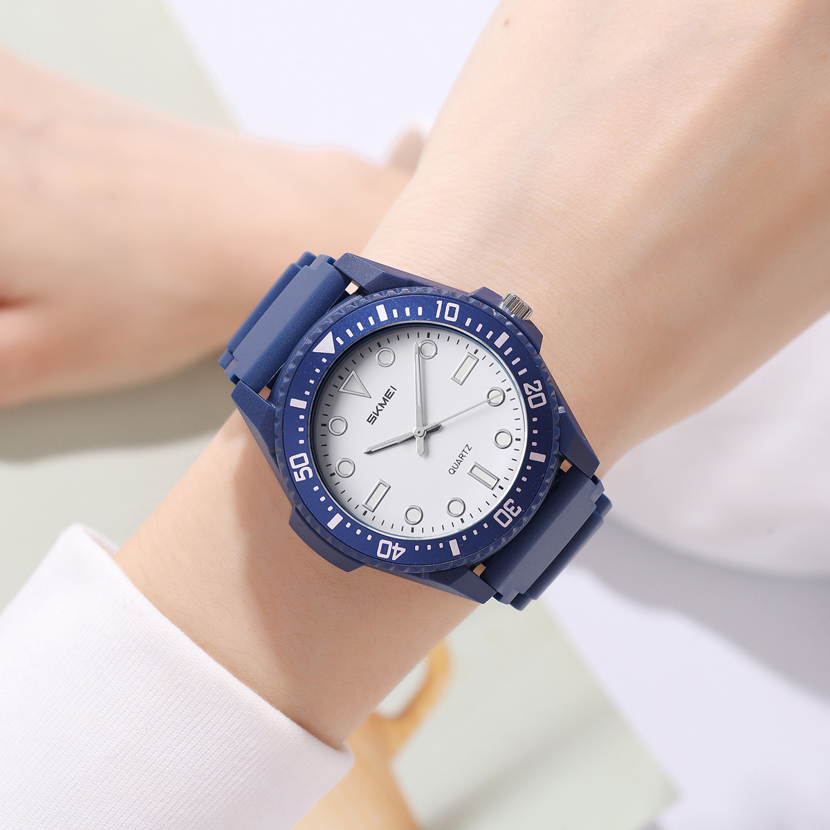 SKMEI Model 2622 Casual Style Quartz Watches