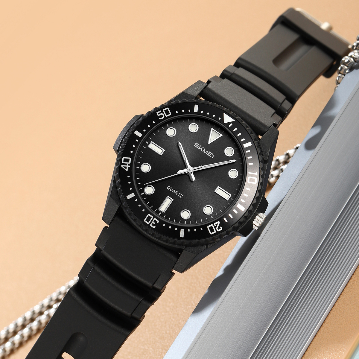 SKMEI Model 2622 Casual Style Quartz Watches