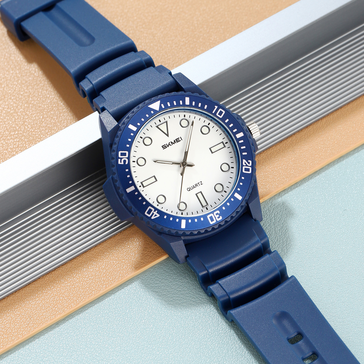 SKMEI Model 2622 Casual Style Quartz Watches