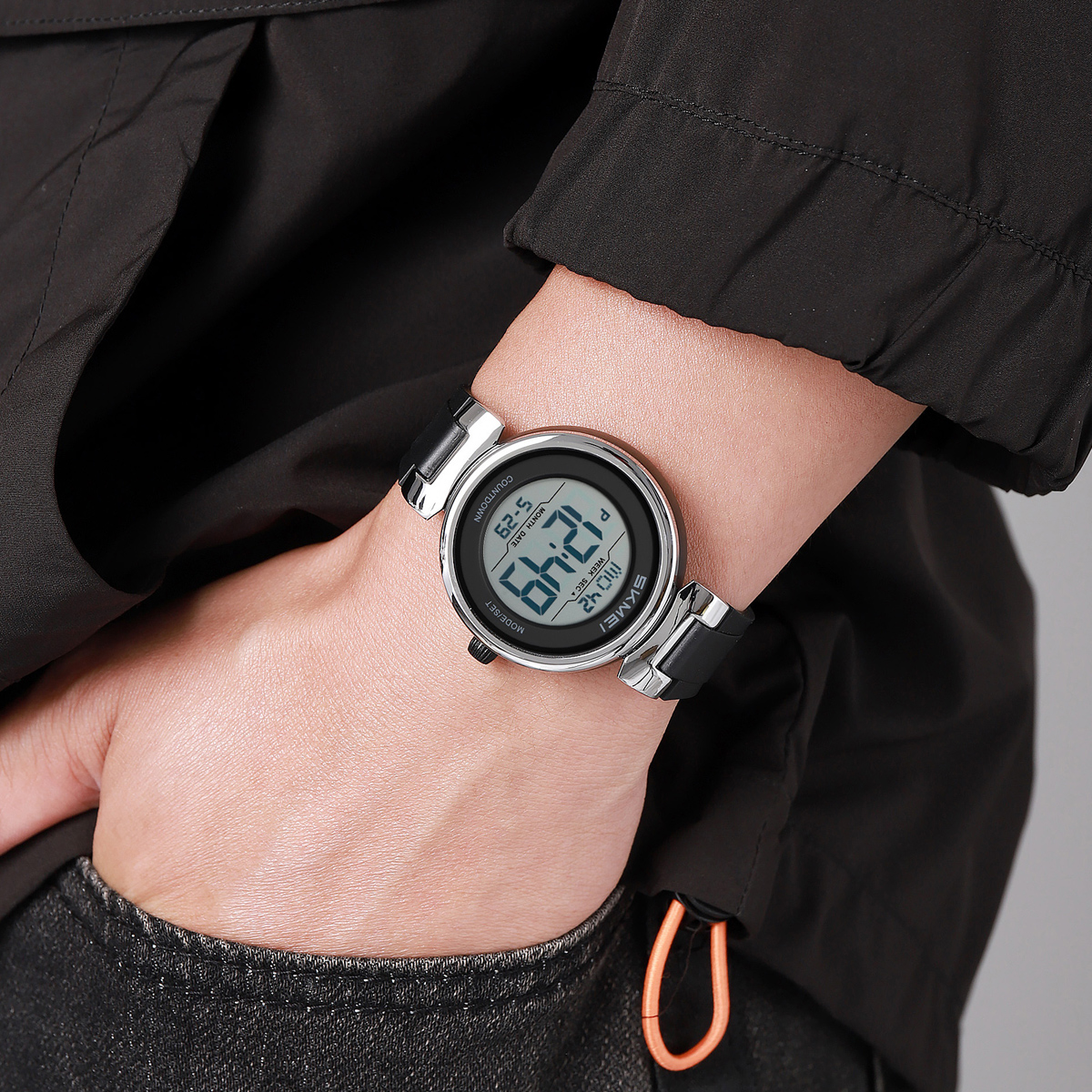 SKMEI 2633 female digital watch