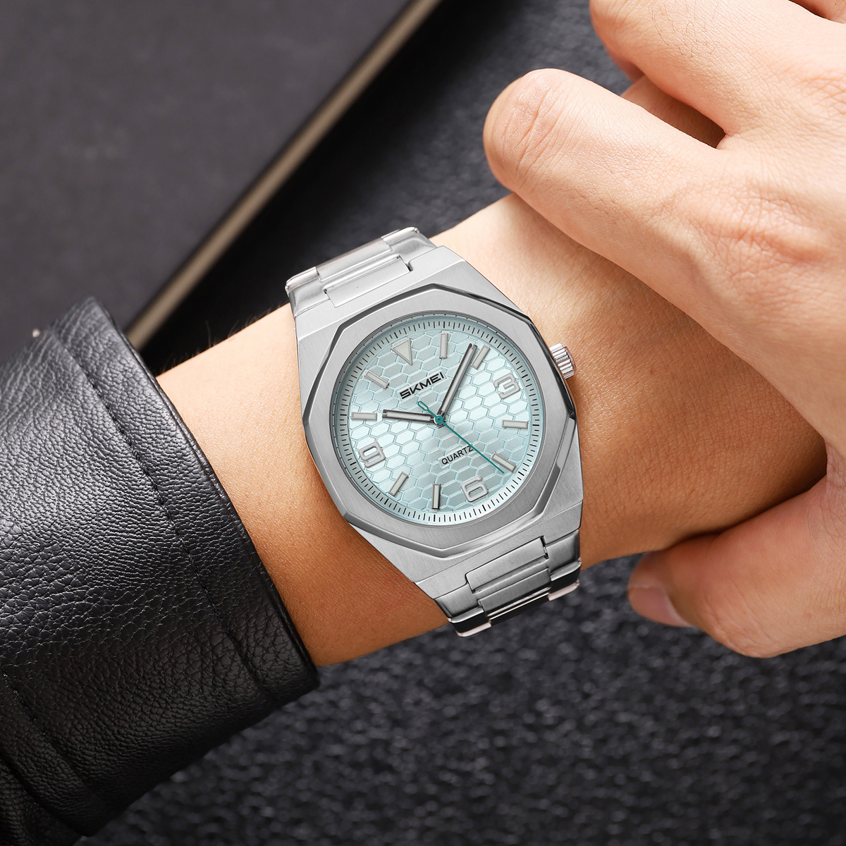 SKMEI 2657 MEN FASHION WATCH