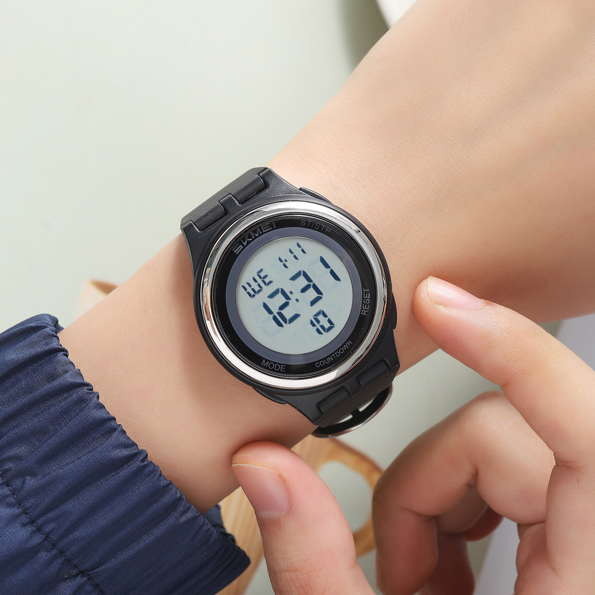 SKMEI 2661 NEW DIGITAL WATCH