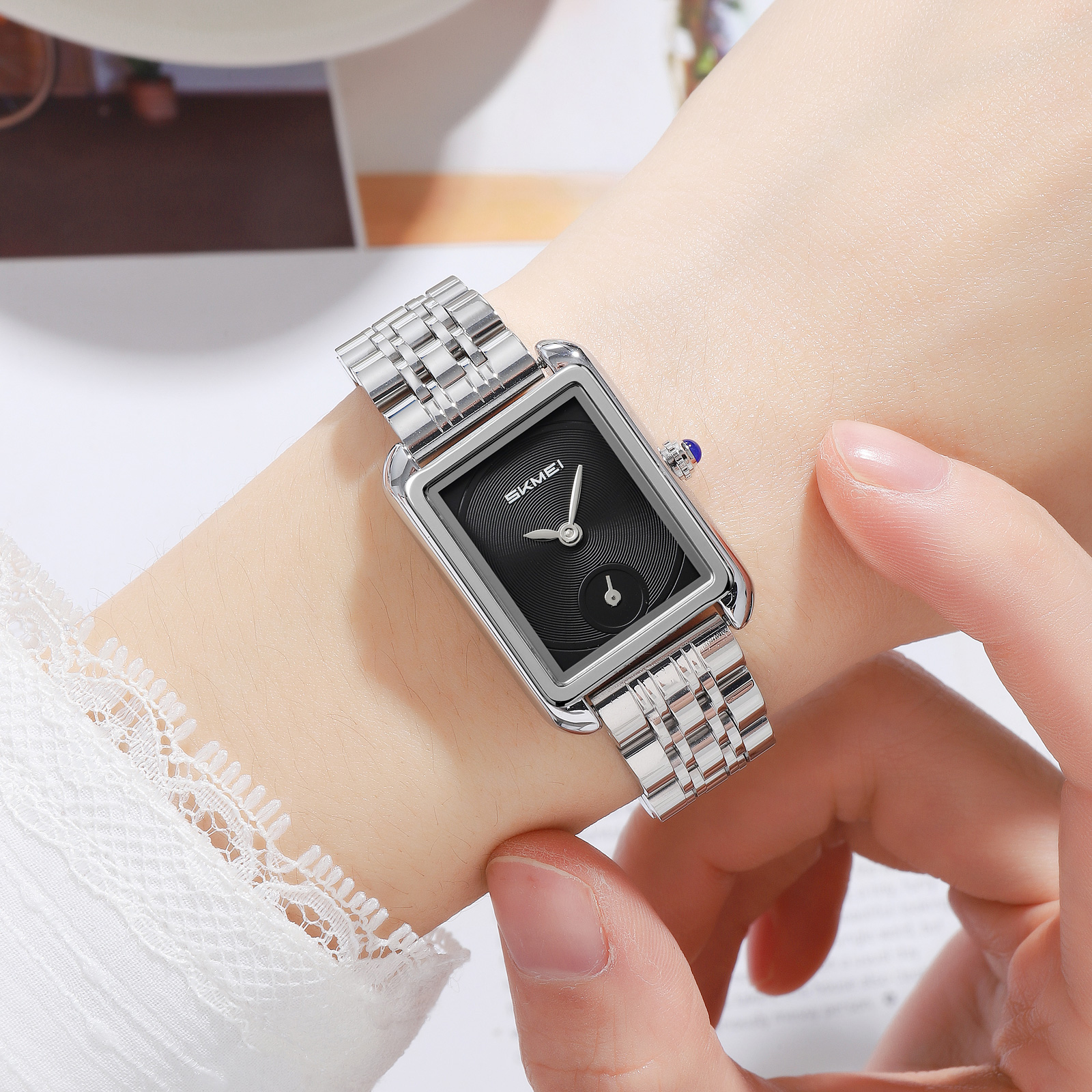 SKMEI LADY QUARTZ WATCH 2670