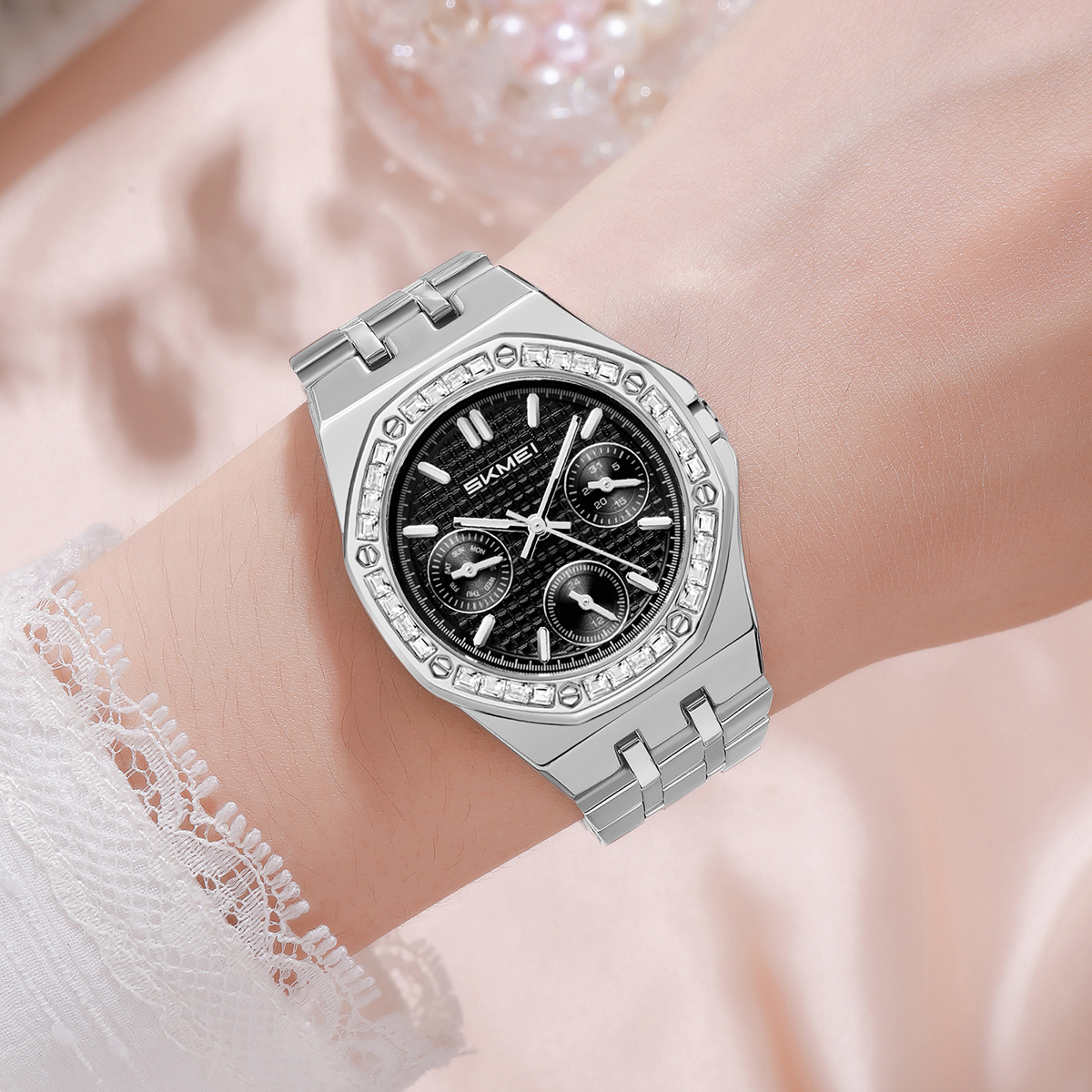 SKMEI Watch Model 2672 Quartz Watch