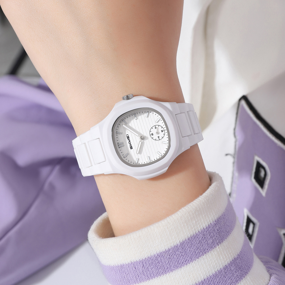 SKMEI 2678 Women Quartz Watch
