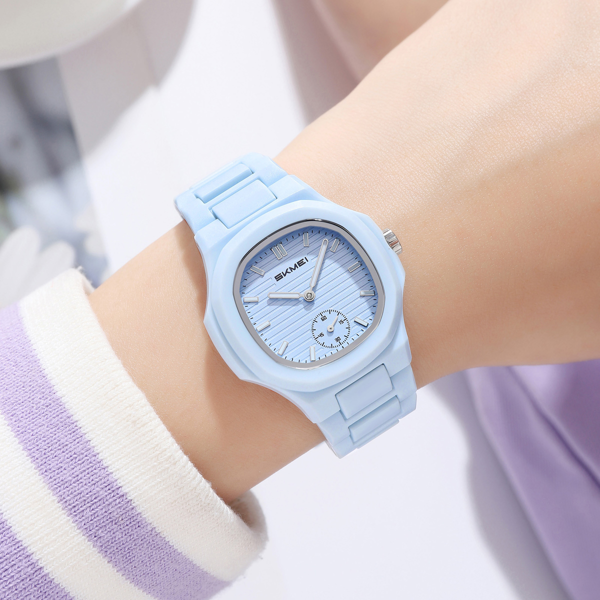 SKMEI 2678 Women Quartz Watch