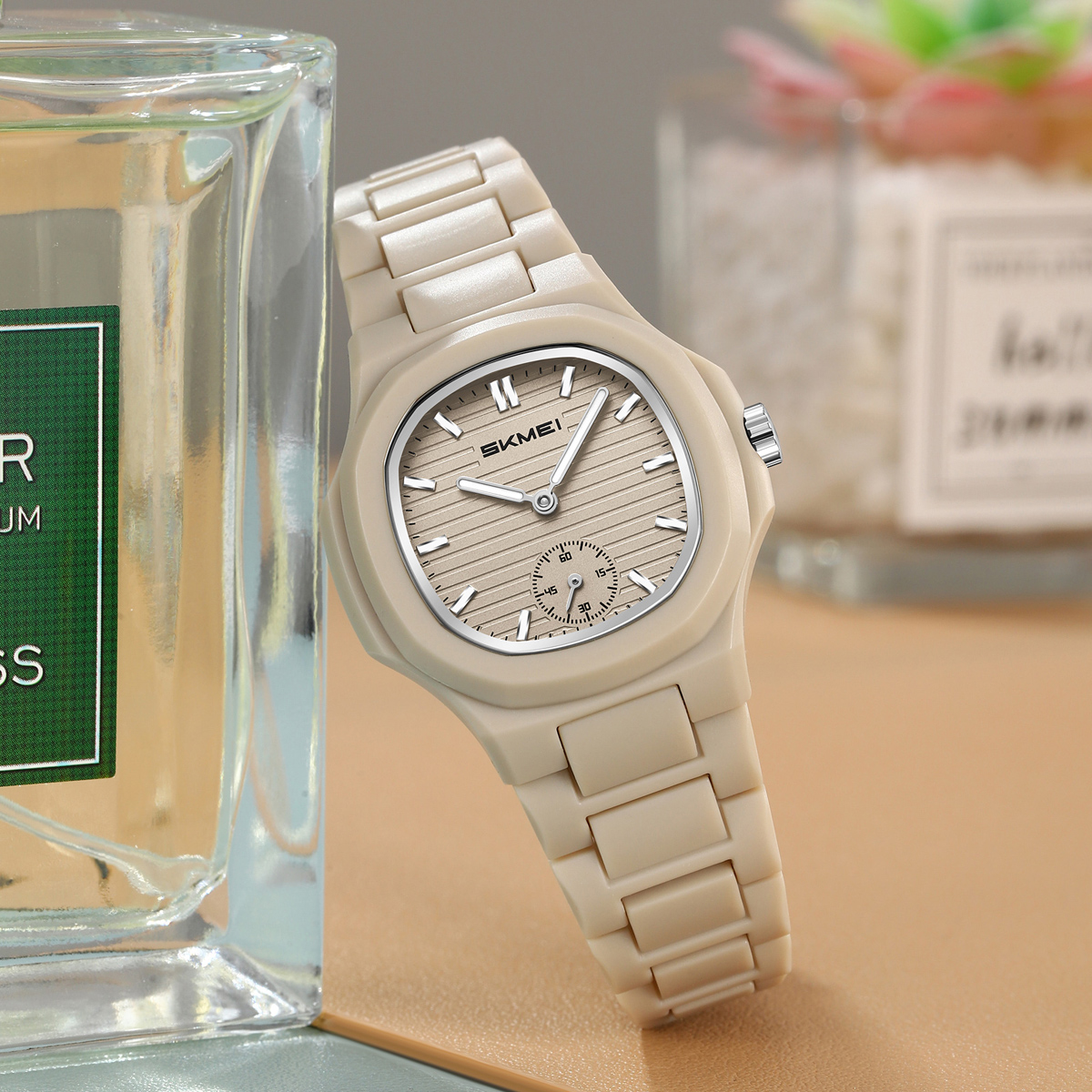 SKMEI 2678 Women Quartz Watch