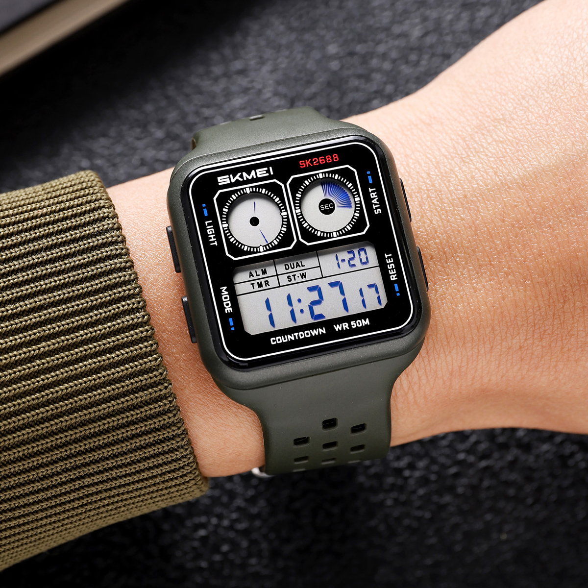 SKMEI 2688 SPORTS DIGITAL WATCH