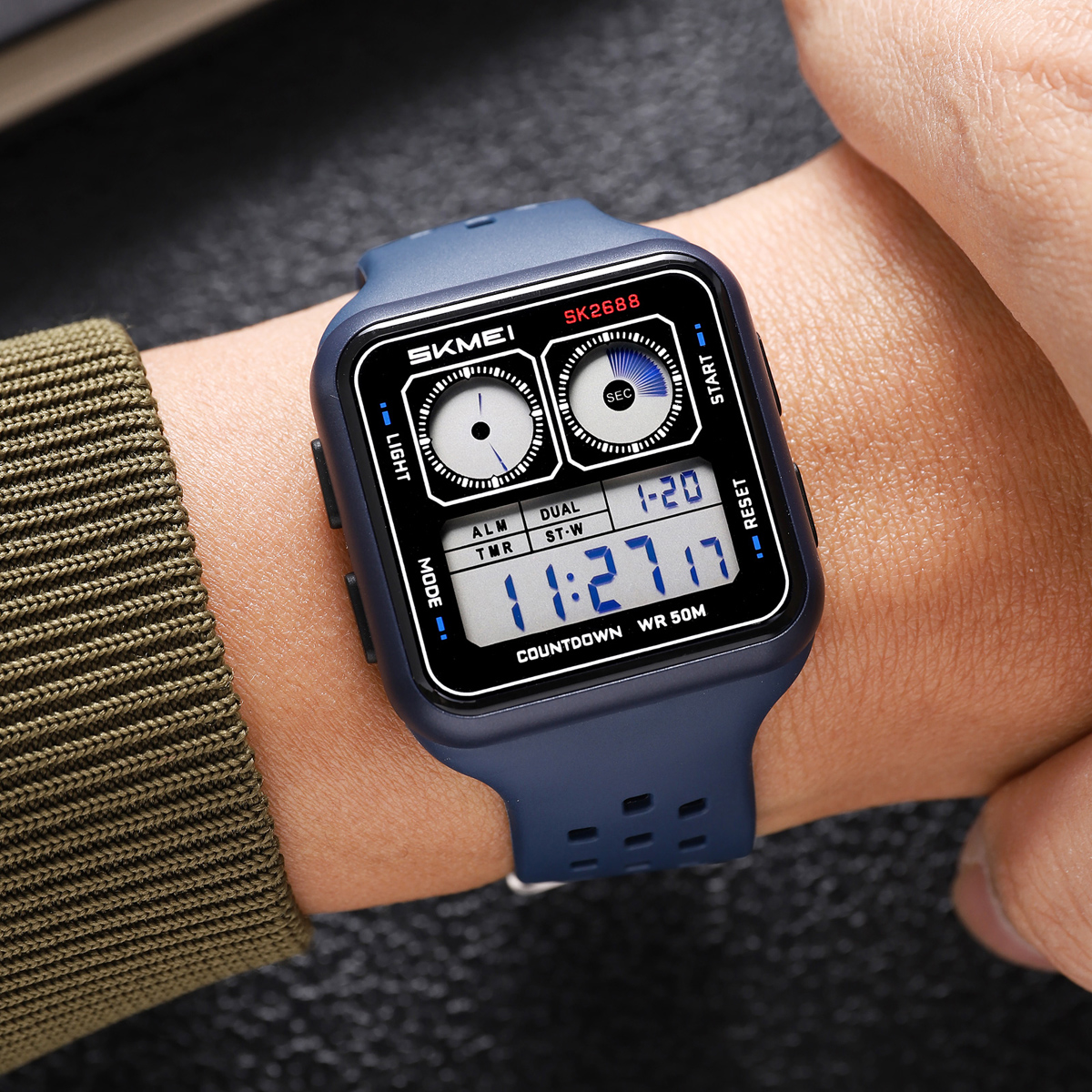 SKMEI 2688 SPORTS DIGITAL WATCH