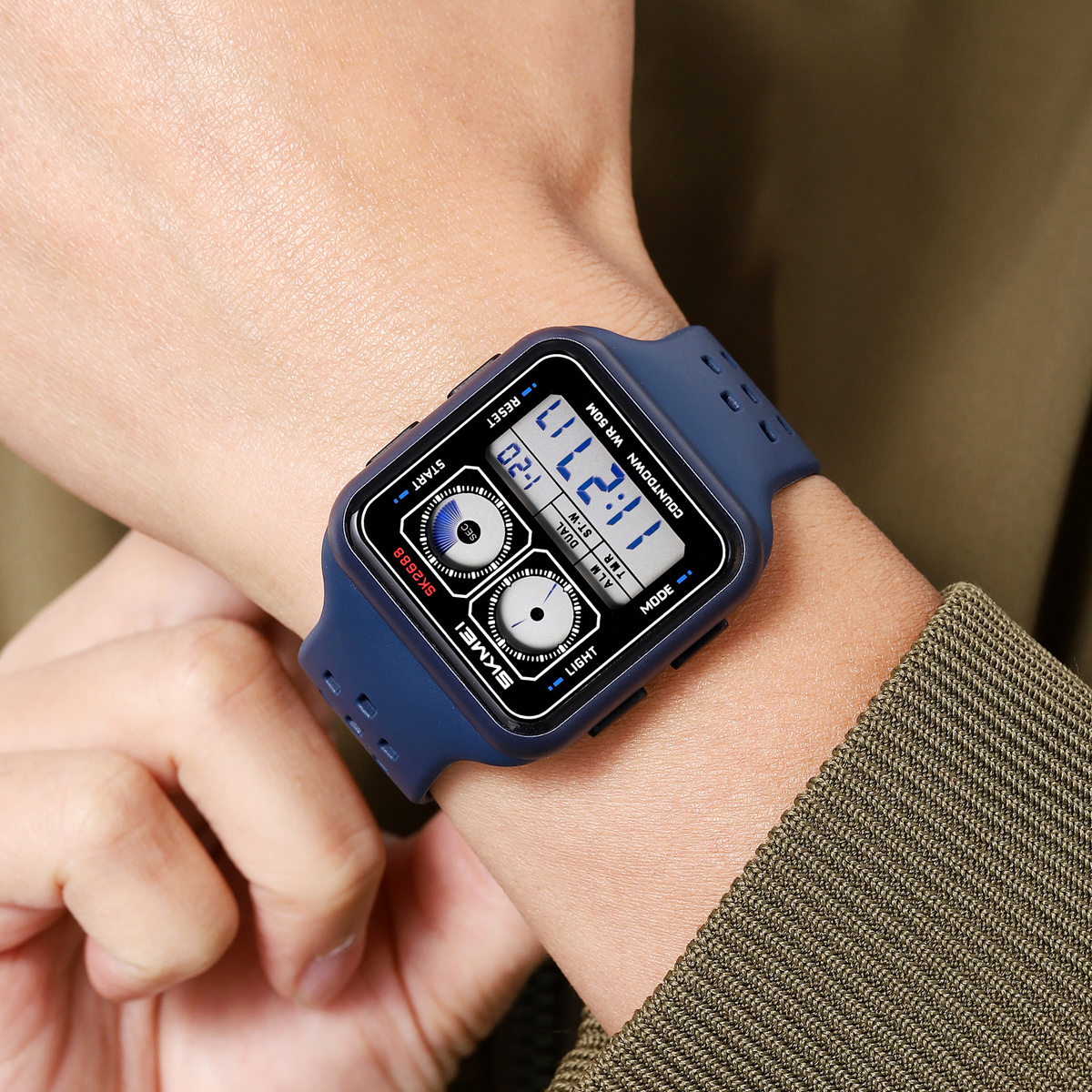 SKMEI 2688 SPORTS DIGITAL WATCH