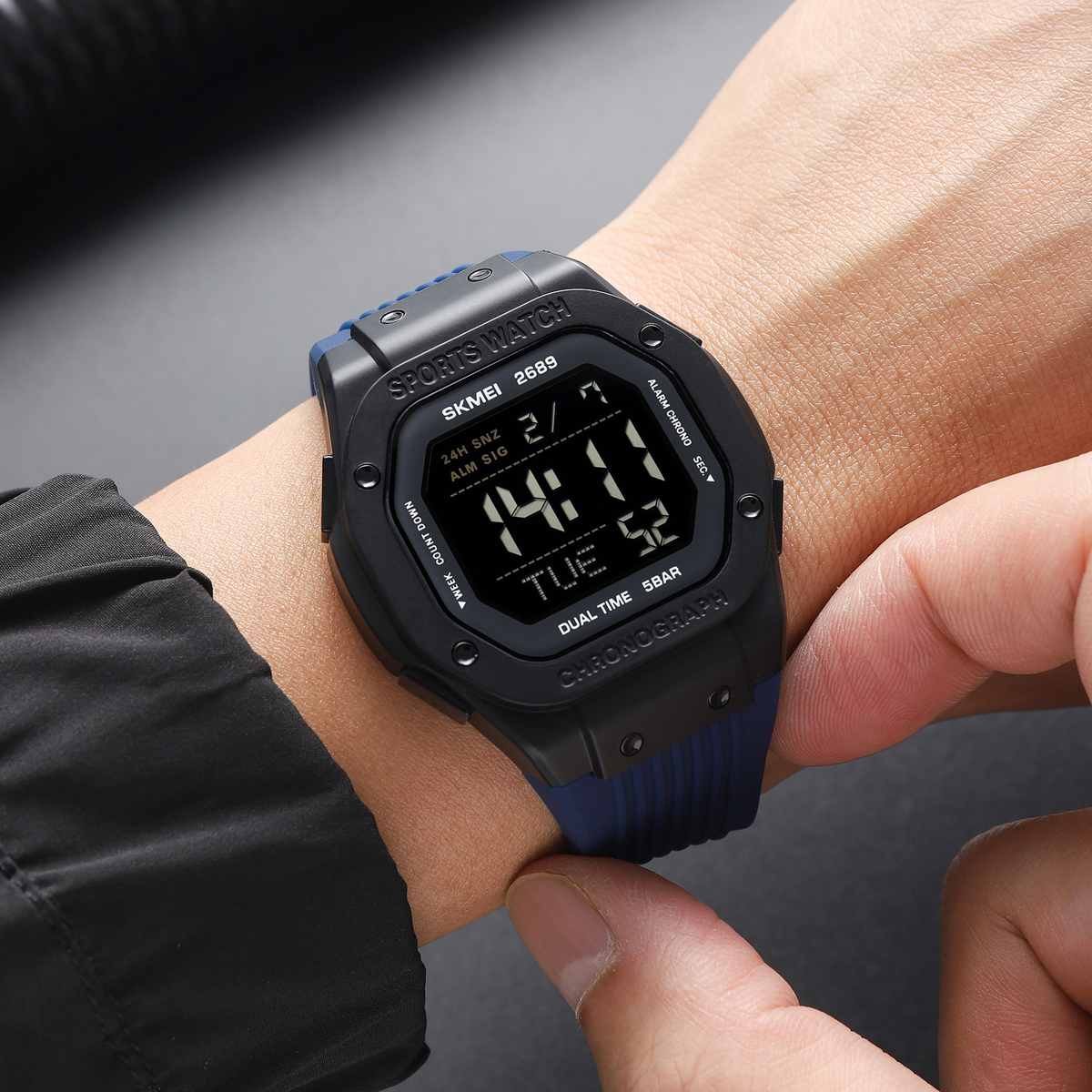 SKMEI 2689 FASHION DIGITAL Electronic watch