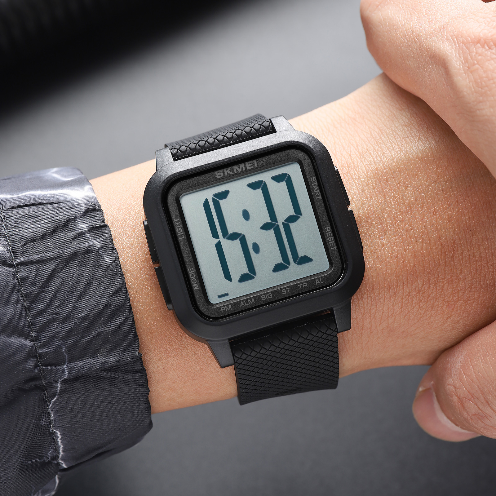 SKMEI DIGITAL WATCH MODEL 2691