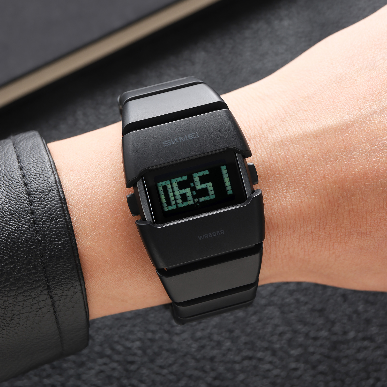 SKMEI SPORTS WATCH MODEL 2710