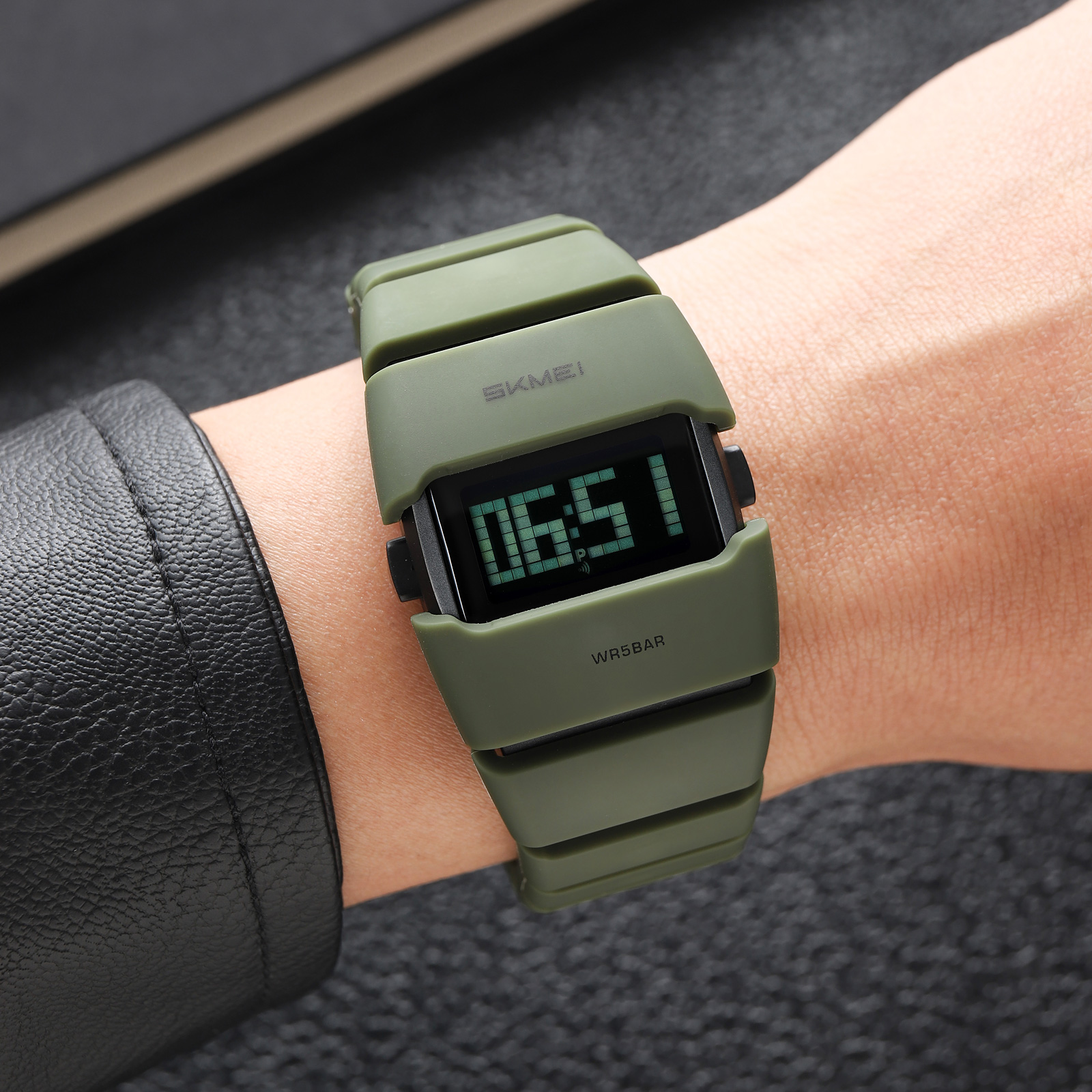 SKMEI SPORTS WATCH MODEL 2710