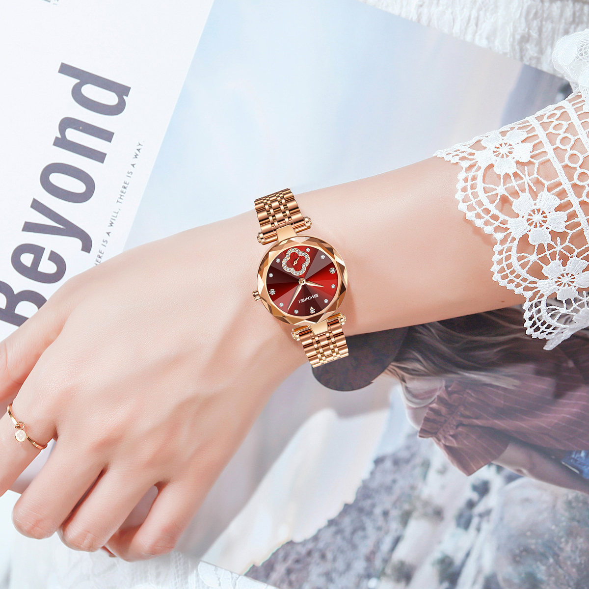 SKMEI 2718 Women Fashion Bling Diamond Quartz Wristwatch