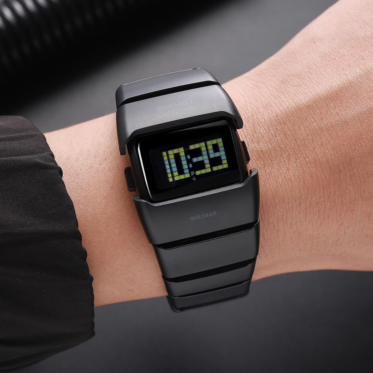 SKMEI 2722 Waterproof Multi-Function Sports Watch Bulk Supply